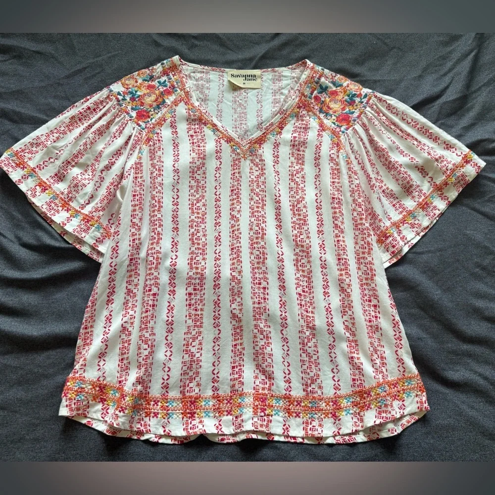 Savanna Jane White Top with Coral Embroidery &Multicolor Accents Size Medium - Picture 6 of 12